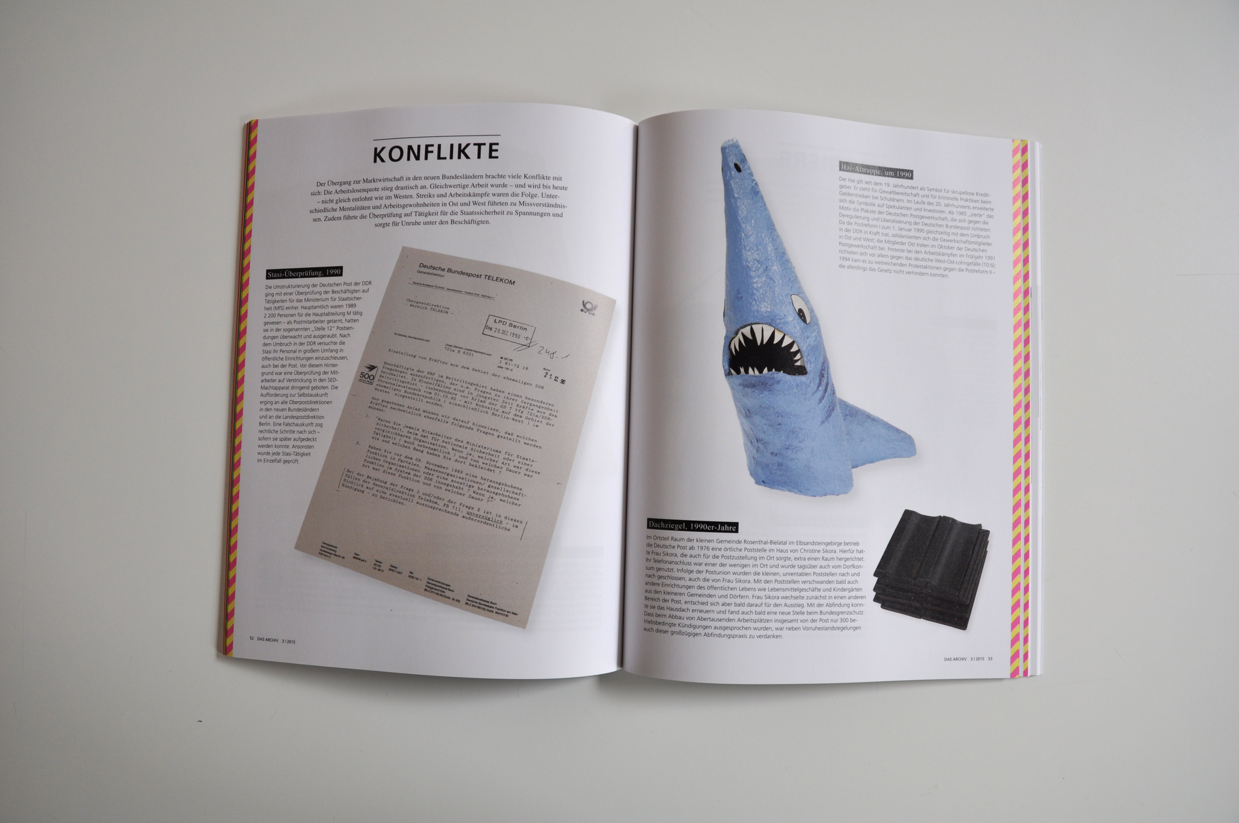 aufgeschlagenes Magazin "Das Archiv" - Magazin für Kommunikationsgeschichte