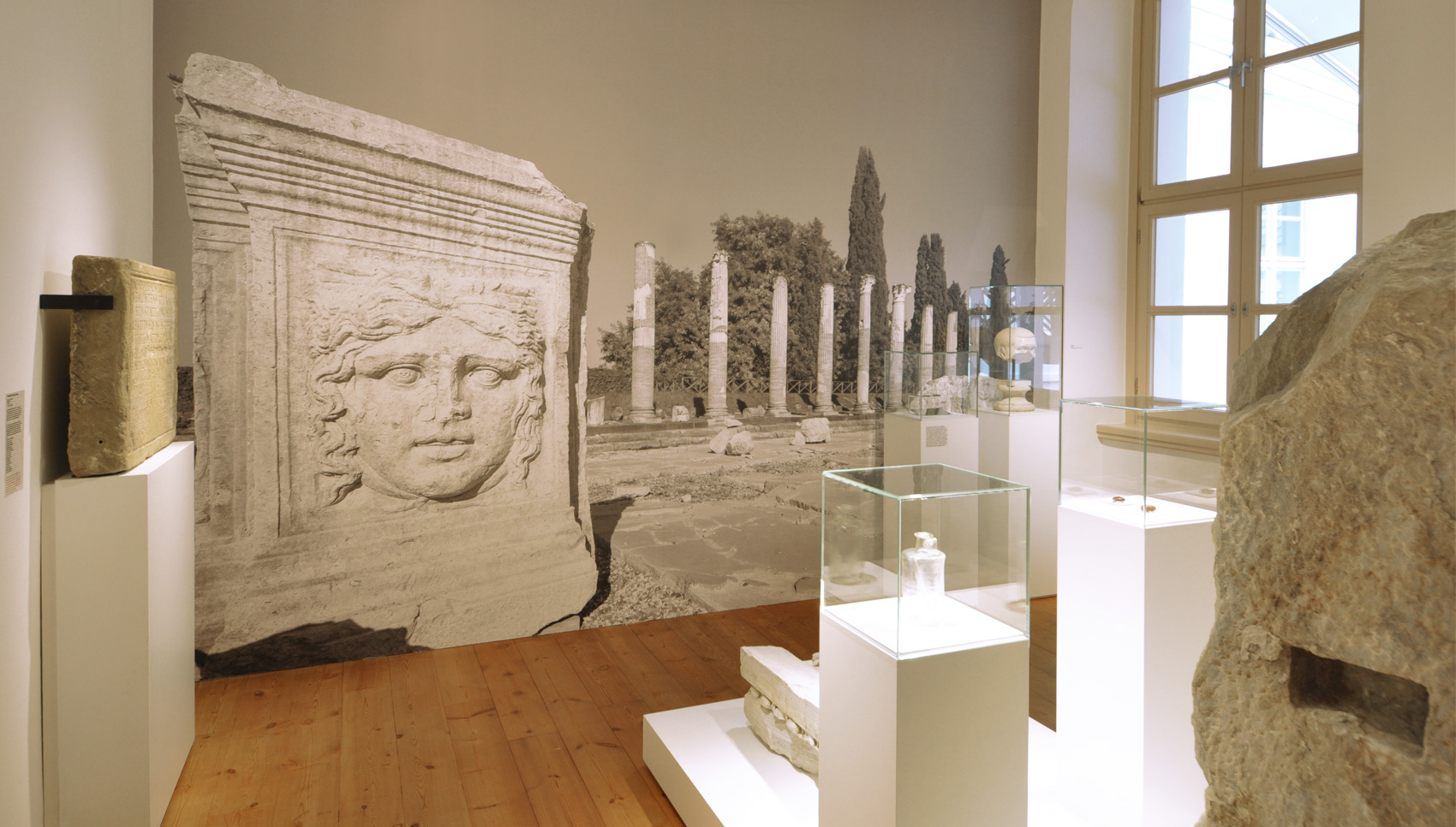 Raum mit Thema Stein