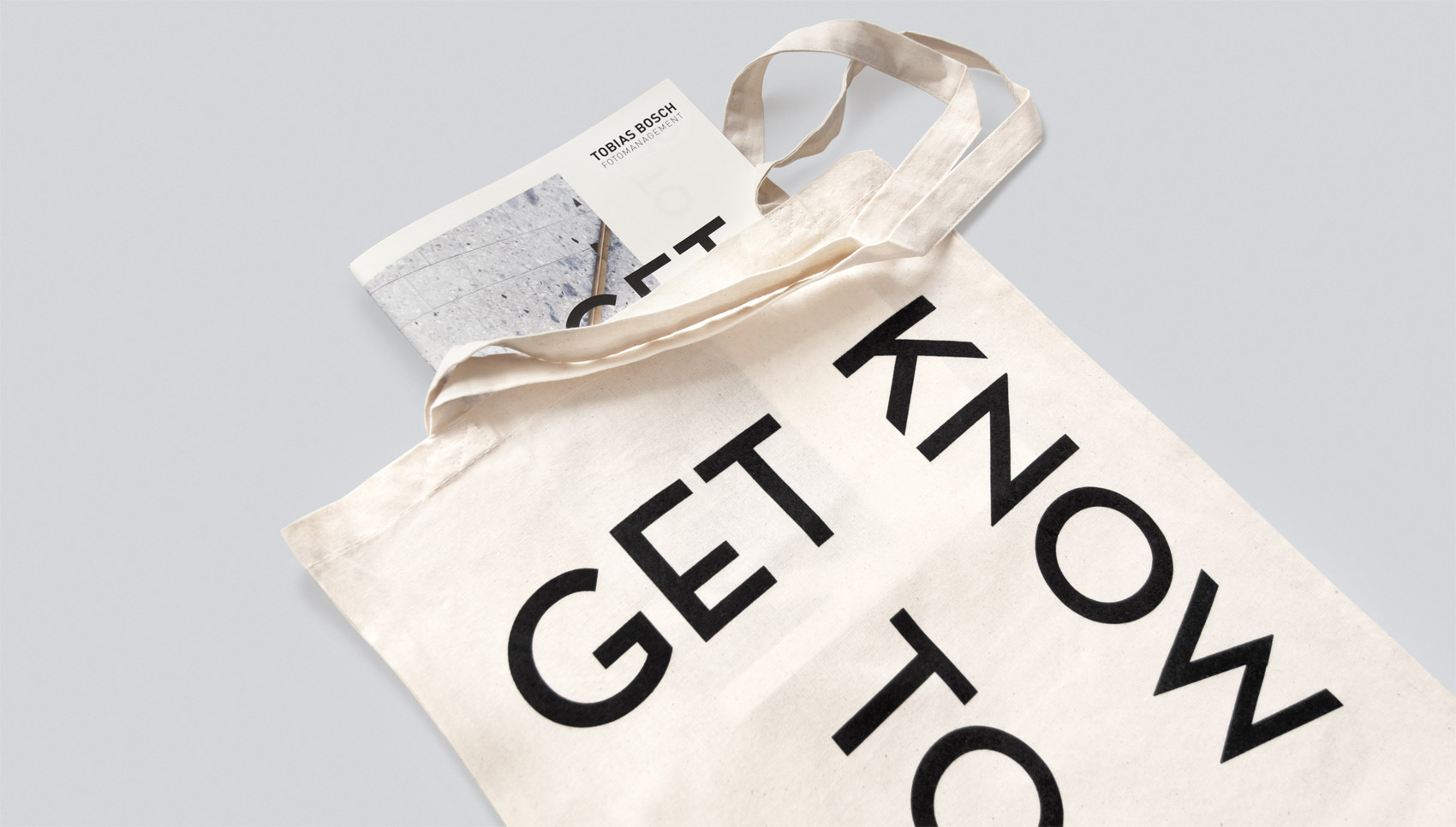 Broschüre "Get to know" und Jutebeutel