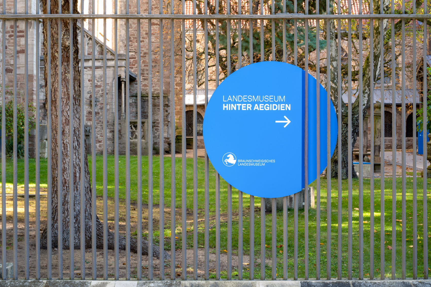 Außenschild „LANDESMUSEUM HINTER AEGIDIEN“