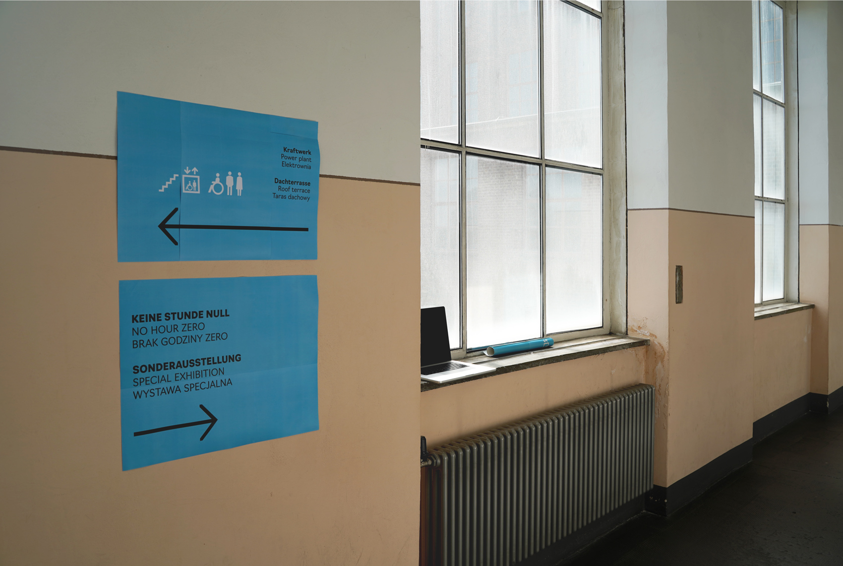 montierter Testdruck des Orientierungssystems im Innenraum